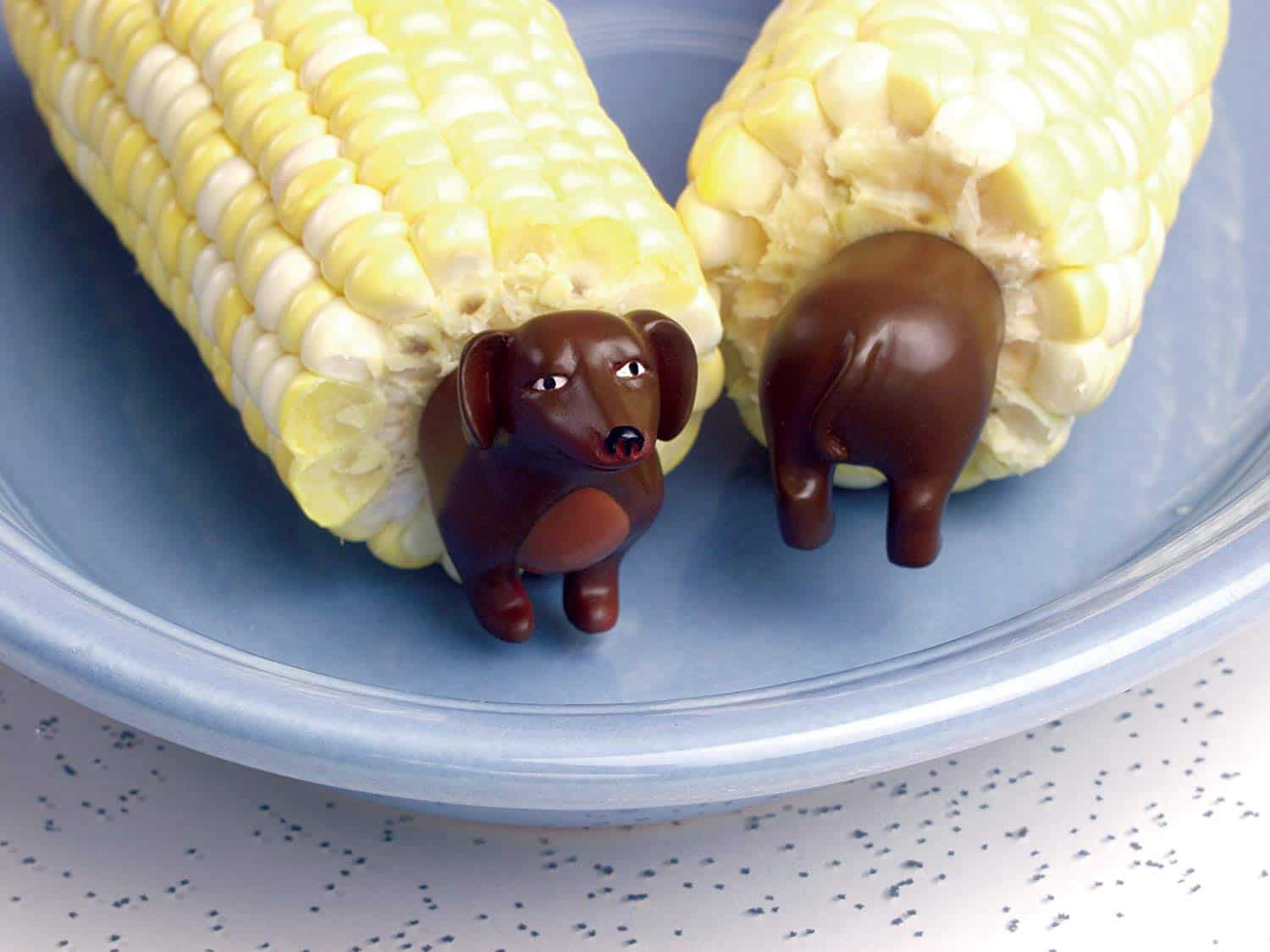 12 Unique Corn Cob Holders For Your Outdoor Kitchen