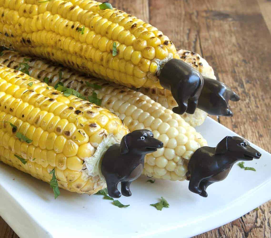 12 Unique Corn Cob Holders For Your Outdoor Kitchen