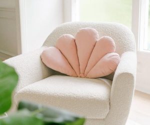 Large Shell Retro Cushions